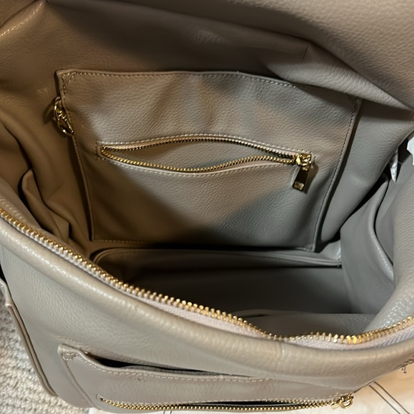 Fawn Design diaper bag. - Picture 7 of 10